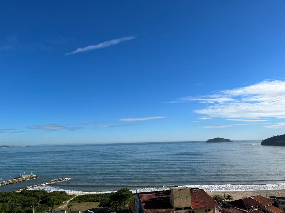 Apartamento Novo Frente Mar Com Piscina Em Home Club Penha  Exteriör bild